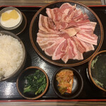 Sumibi yakiniku shichirin bou - 