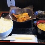 こんぺいとう - お魚定食780円　この日は赤魚の煮付け