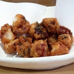 鉄板居酒屋OHANA - タコのカラアゲ