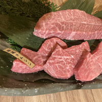 焼肉 しゃぶしゃぶ 石田屋。 北野坂店 - 