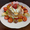 Cream Cafe - フルーツたっぷりパンケーキ