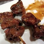 やきとり・ホルモン串　もりしん - ハツと白肝