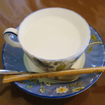 喫茶シントン - ミルク