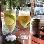 ポンデュガール - フレッシュハーブとライムのアイスティー（880円）ノンアルコールビール ヴェリタスブロイ（880円）
