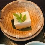 福松荘 - 冷奴、今までの湯豆腐の方がいいな～～