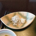 福松荘 - しらす