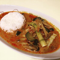 ラ・ボンヌターブル - 