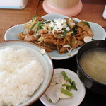 那珂 - ホルモン定食