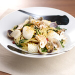 イル・ソーニョ - イカとアサリのペペロンチーノ　カラスミ風味