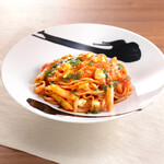 イル・ソーニョ - 4種のトマトとモッツァレラチーズのポモドーロ