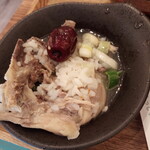 CHONDAM - 参鶏湯（中に鶏とご飯）