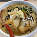 麺屋 海猫 - 魚介豚骨みそ