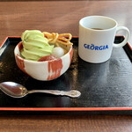 めん房 本陣 - ドリンク写真:ドリンクバーあり