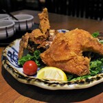 魚沼釜蔵 - 鶏半身揚げ