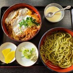 そば処 一庵 - カツ重セット（980円）です。