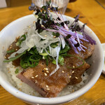 MARCO - レアチャーシューステーキ丼ヾ(＾。^*)¥400円