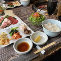 焼肉 べこ亭 たまプラーザ本店 - 
