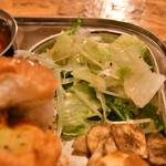 西インドスパイス ガヤバジ - 【ワダパオバジ@税込500円】サラダ