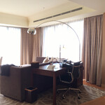 志摩観光ホテル　ベイスイート - 仕事しやすそうなデスク　しませんけど(汗)