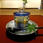 日本料理FUJI - 「とうもろこしのすり流し　下にアサリの茶碗蒸」　糖度が恐ろしく高い玉蜀黍。粒の付け根の薫りまで大切に残っていて、これは過去最高のものを頂きました。