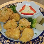 レストラン山水 - フライドカマンベールチーズクラッカー添え