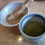 とんかつ とんQ - 今日のお茶は静岡のお茶でした。