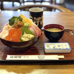 伊澤家 - ・豪華海鮮丼 ドーム盛り 2,200円/税込