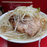 ラーメン二郎 - 豚サイド