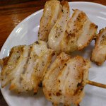 やきとり健歩゛ - 肩ナンコツ。塩。