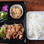 揚物とおそうざい屋 - 料理写真:焼肉(400円) + ライス200g(160円)