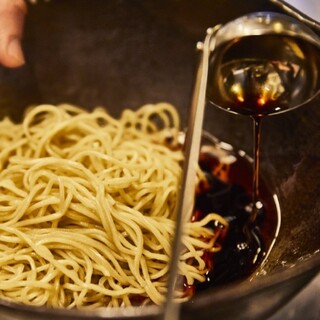 東京駅でおすすめの美味しい汁なしラーメンをご紹介 食べログ