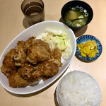 taishuusakabakuracchi - 鶏唐揚げ10個定食840円ご飯食べ放題