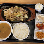 韓国居酒屋 ダンバム - プルコギ定食