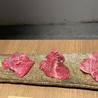 柳橋焼にく わにく - 