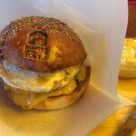 Burger Revolution Tokyo Wine & Bar - 