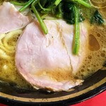 家系総本山 ラーメン 吉村家 - チャーシュー。