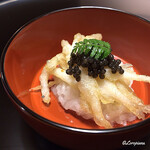 Nihon Ryouri Shinchaya - 飯蒸しと白魚揚げとキャビア