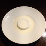 ブラッスリー ギョラン - 真っ白ココナッツブラマンジェ