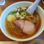 らあめん厨房 どる屋 - 鯛だし叉焼らーめん（醤油）叉焼１枚