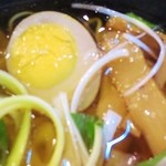 らあめん厨房 どる屋 - 味玉は鮎の魚醤で味付けられているそうで。。。