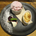 西千葉イタリアンカフェ DEAR FROM - デザート３種盛り合わせ！