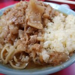 ラーメン 富士丸 - ラーメンニクカス付き900円ちょいアブラニンニク