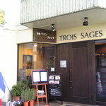 TROIS SAGES - 