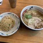 岸和田塩元帥 - 天然塩ラーメン 半チャンセット♪