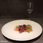 カーサ・デル・チーボ - Grand Bateau Bordeaux Blancと桜鱒の炙りとﾏﾘﾈ､ﾌｷﾉﾄｳのﾊﾞｰﾆｬｶｳﾀﾞｿｰｽ