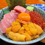 海鮮丼専門店 木津 魚市食堂 - 