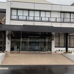 雄飛荘ロイアル - 看板も何もない