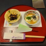 Kuzuha Saryou - 滝川豆腐と芽ひじきの炊いたん