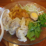 広州市場 - 冷やしわんたん麺（850円）