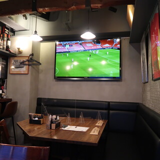 HILLS CAFE Produced by GRANDE_2